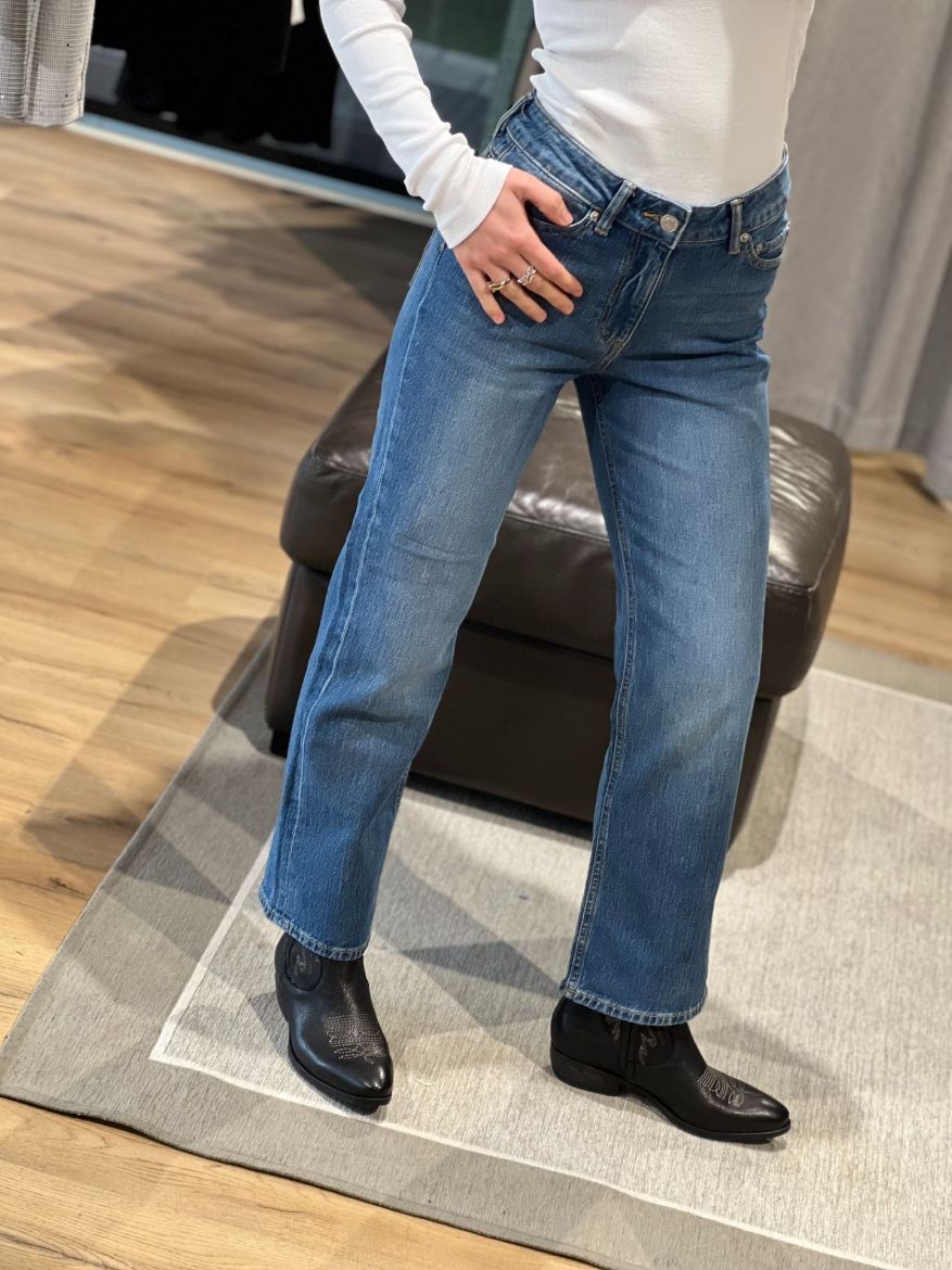 Immagine di JEANS NICE SLIM STRAIGHT MID WAIST