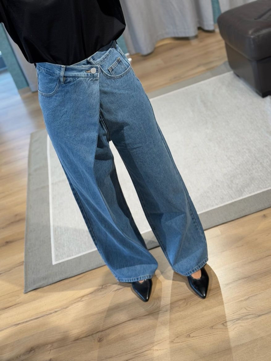 Immagine di JEANS VITA INCROCIATA