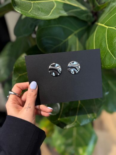 Immagine di ORECCHINI BOTTONE SMALL - Disponibile in ORO, ARGENTO