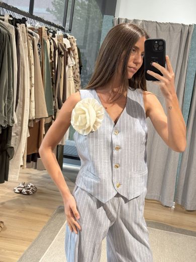 Immagine di COMPLETO GILET GESSATA