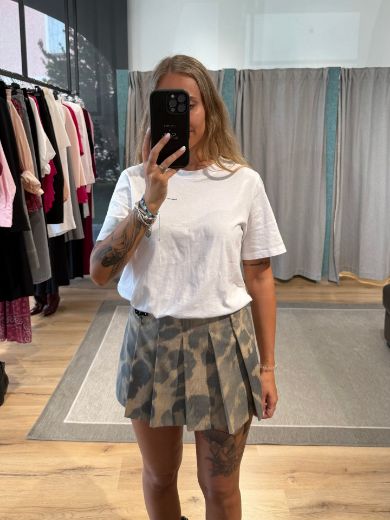 Immagine di SHORT PIEGHE MACULATO