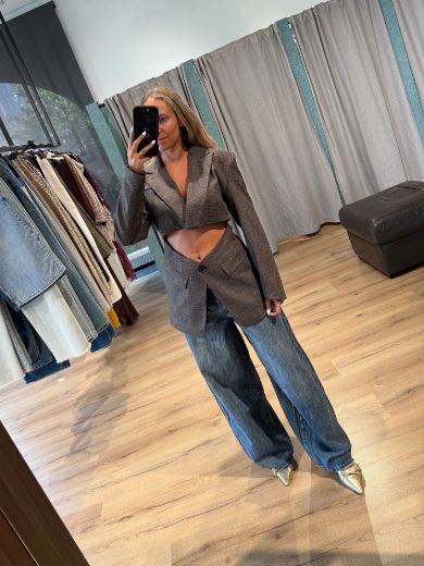 Immagine di BLAZER CUT OUT