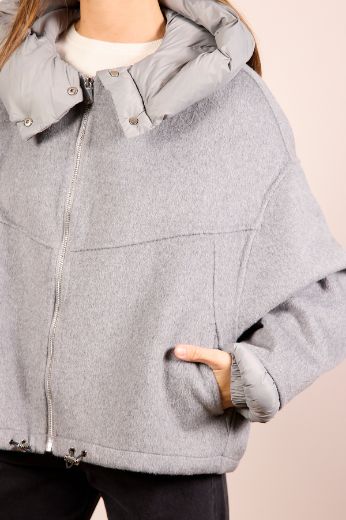 Immagine di CAPPOTTO BOMBER CON CAPPUCCIO