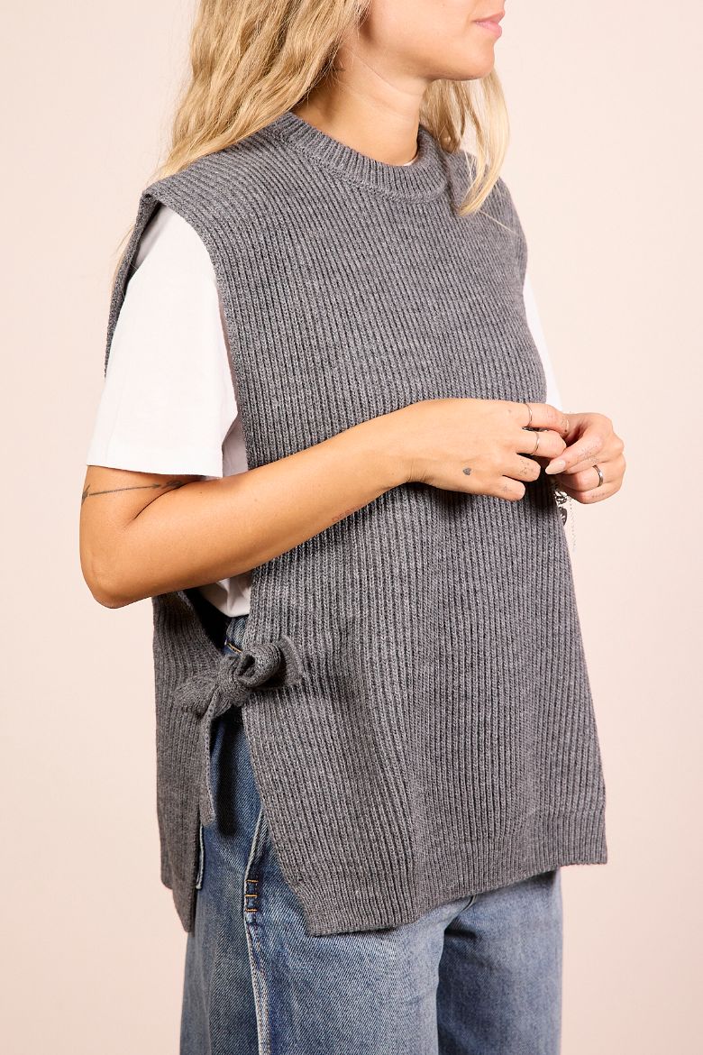 Immagine di GILET IN MAGLIA LACCI