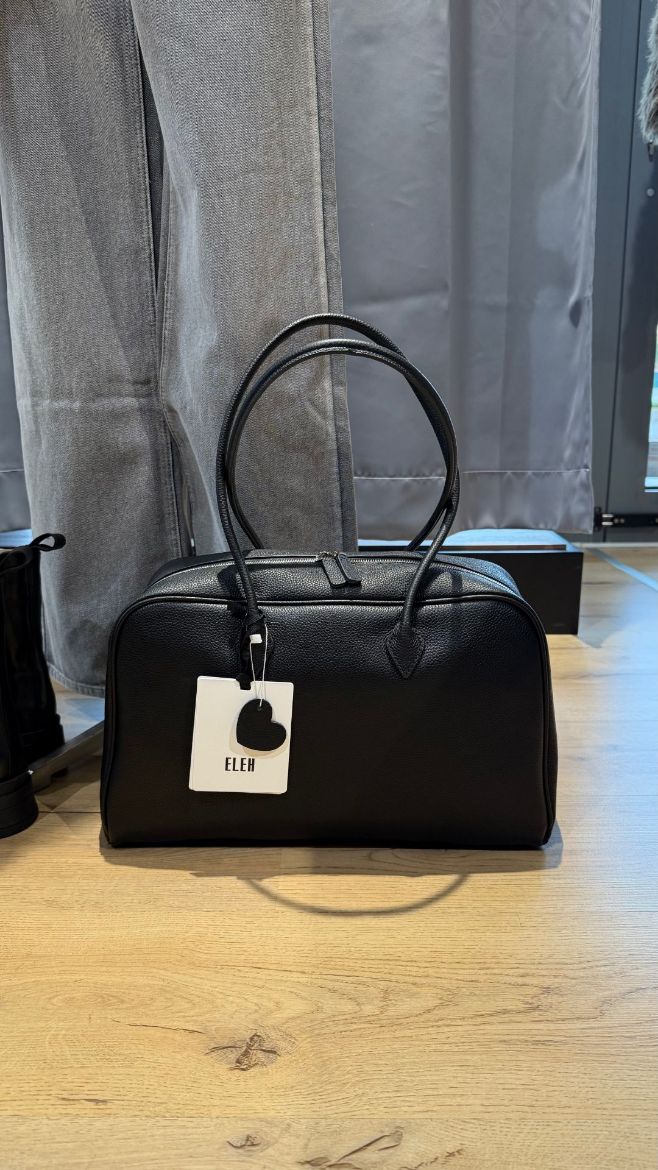 Immagine di BORSA VOGUE NERA