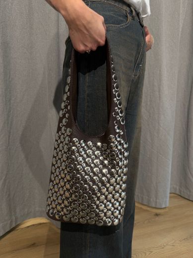 Immagine di BORSA BORCHIE PELLE