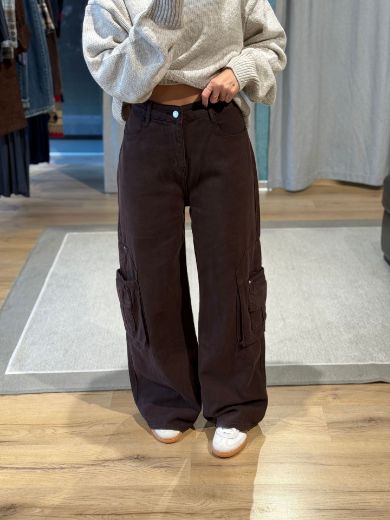 Immagine di JEANS CARGO CON ACCESSORIO CHECK