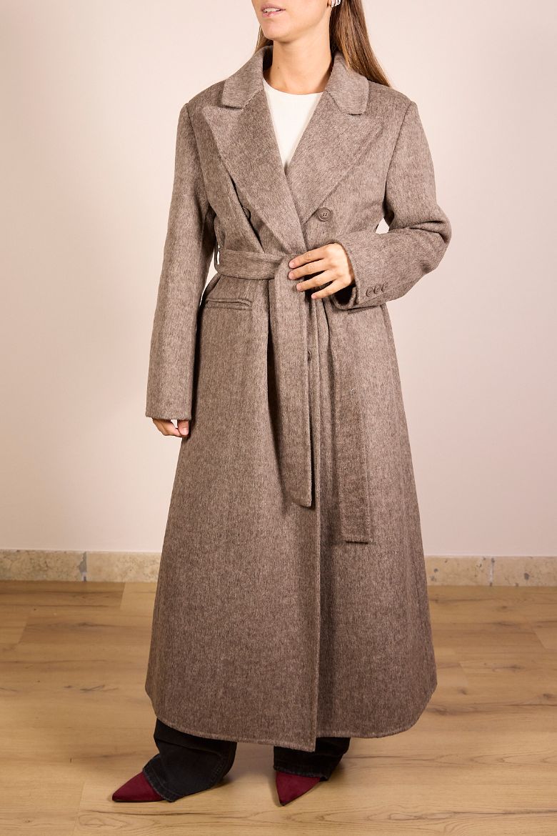 Immagine di CAPPOTTO HANDMADE STRUTTURATO CON CINTURA