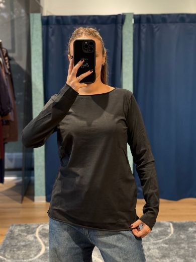 Immagine di MAGLIA MANICA LUNGA SCOLLO BARCHETTA