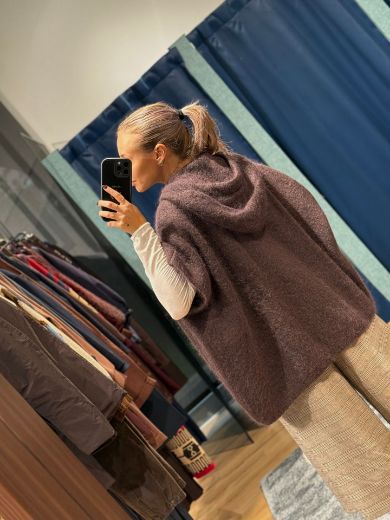 Immagine di GILET MOHAIR CON CAPPUCCIO - Disponibile in MARRONE, BEIGE