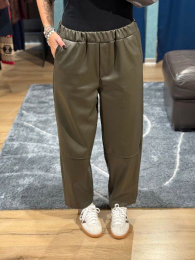 Immagine di PANTA DRITTO SIMILIPELLE - Disponibile in VERDE, BORDEAUX