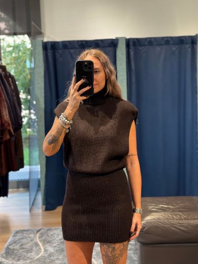 Immagine di ABITO IN MAGLIA ESTER - Disponibile in NERO, MARRONE, GRIGIO