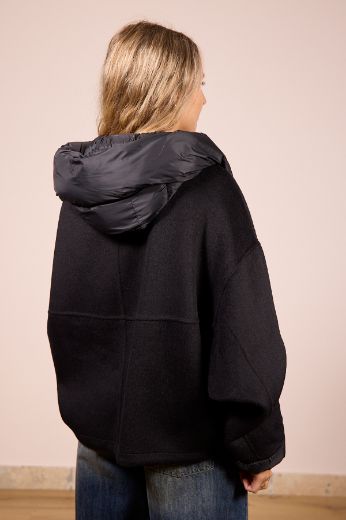 Immagine di CAPPOTTO BOMBER CON CAPPUCCIO - Disponibile in NERO, GRIGIO