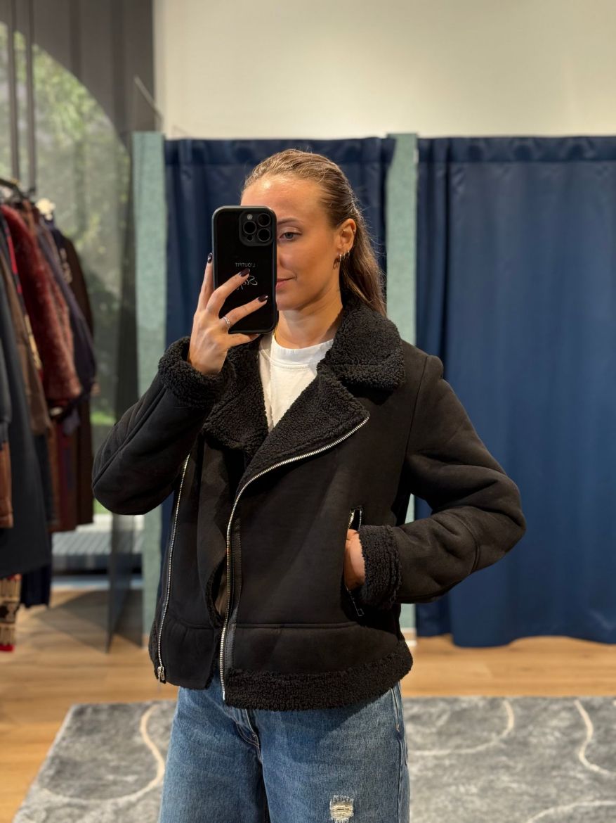 Immagine di MONTONE NERO