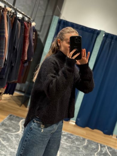 Immagine di MAGLIONE MISTO MOHAIR - Disponibile in NERO, MARRONE, ROSSO