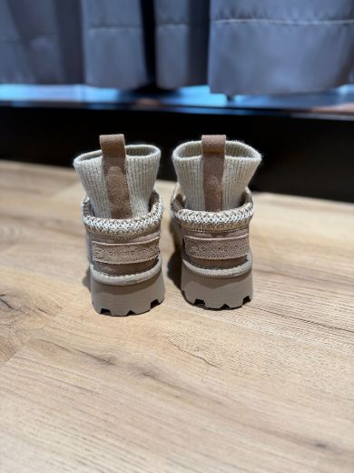 Immagine di SLIP ON CORTINA CON CALZINO - Disponibile in SABBIA, NERO