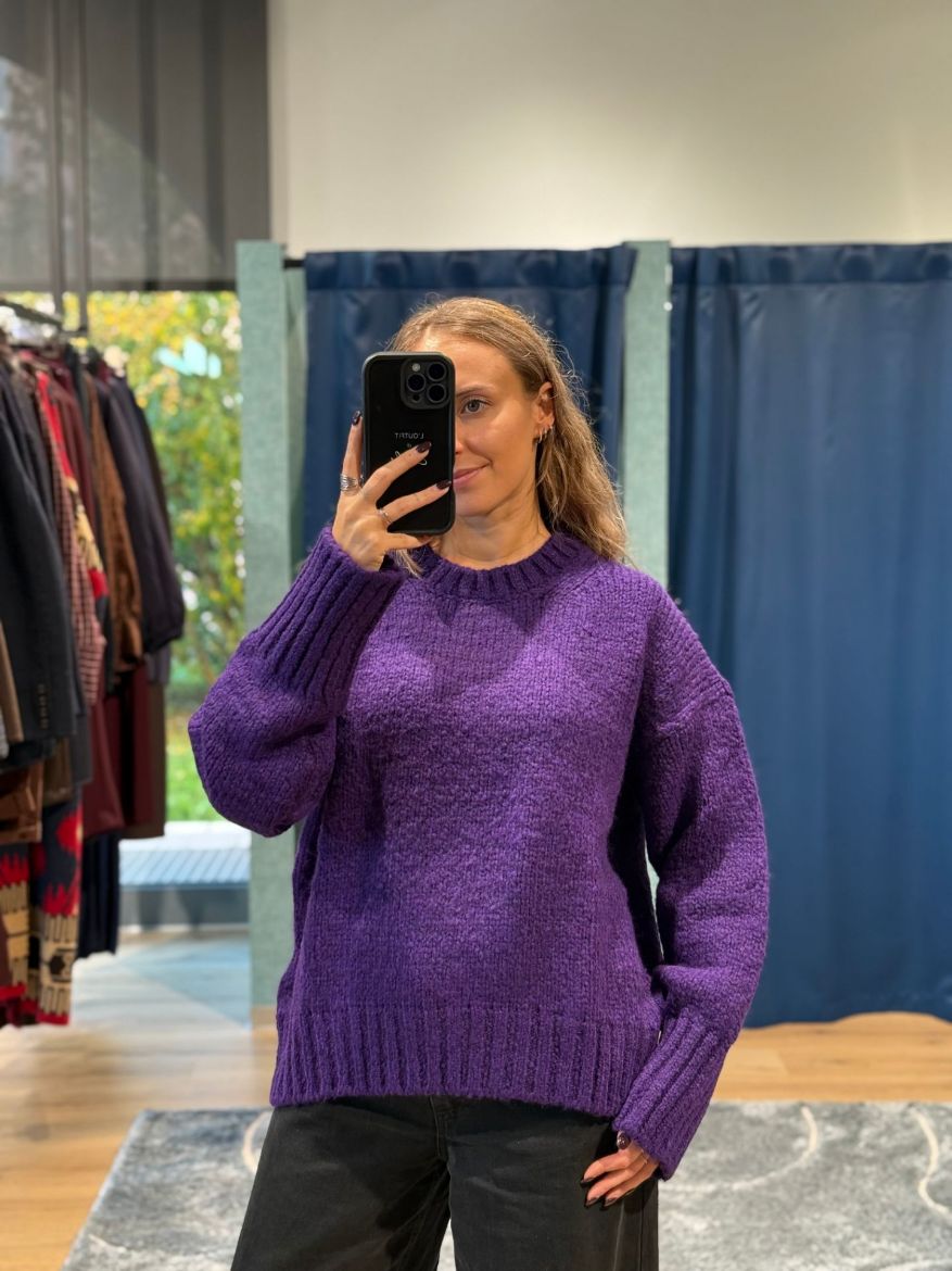 Immagine di MAGLIONE COMFY - Disponibile in VIOLA, VERDE BOTTIGLIA, SENAPE, MARRONE, GRIGIO ANTRACITE, ARANCIONE