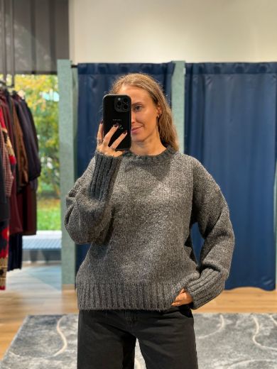 Immagine di MAGLIONE COMFY - Disponibile in VIOLA, VERDE BOTTIGLIA, SENAPE, MARRONE, GRIGIO ANTRACITE, ARANCIONE