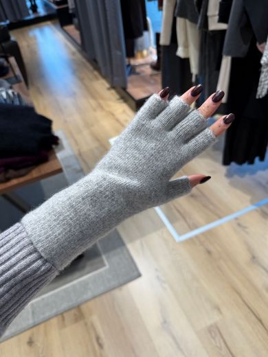 Immagine di GUANTI MEZZE DITA - Disponibile in NERO, MARRONE, GRIGIO, CREMA, BORDEAUX