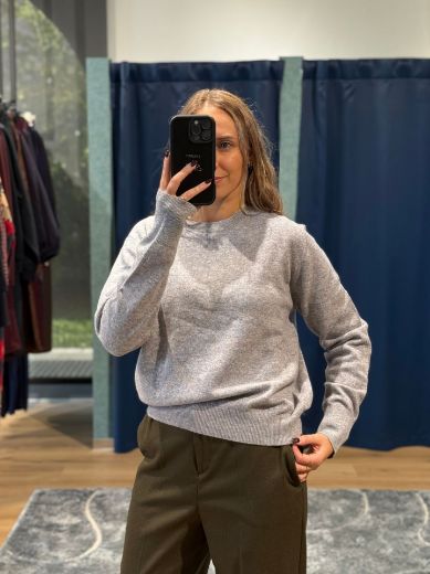 Immagine di MAGLIONE GIROCOLLO PURA LANA - Disponibile in TAUPE, PANNA, NERO, GRIGIO SCURO, GRIGIO CHIARO