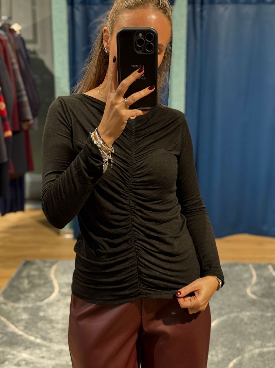 Immagine di MAGLIA MISTO CASHMERE ARRICCIATA - Disponibile in PANNA, NERO, MARRONE