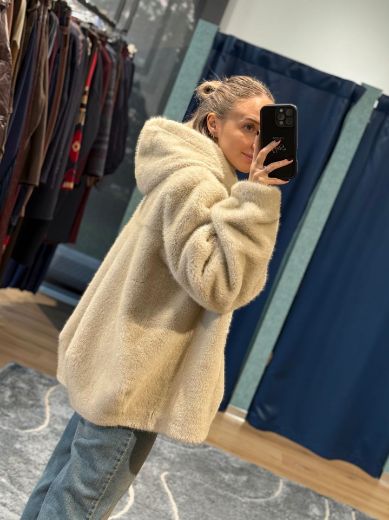 Immagine di ECOPELLICCIA CAPPUCCIO BOMBER