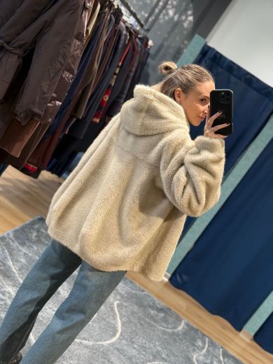 Immagine di ECOPELLICCIA CAPPUCCIO BOMBER