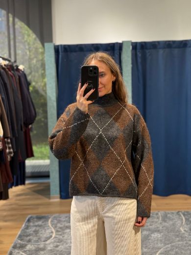 Immagine di MAGLIONE ROMBI