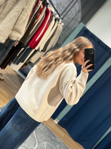 Immagine di MAGLIONE SKY CLUB - Disponibile in ROSSO, PANNA