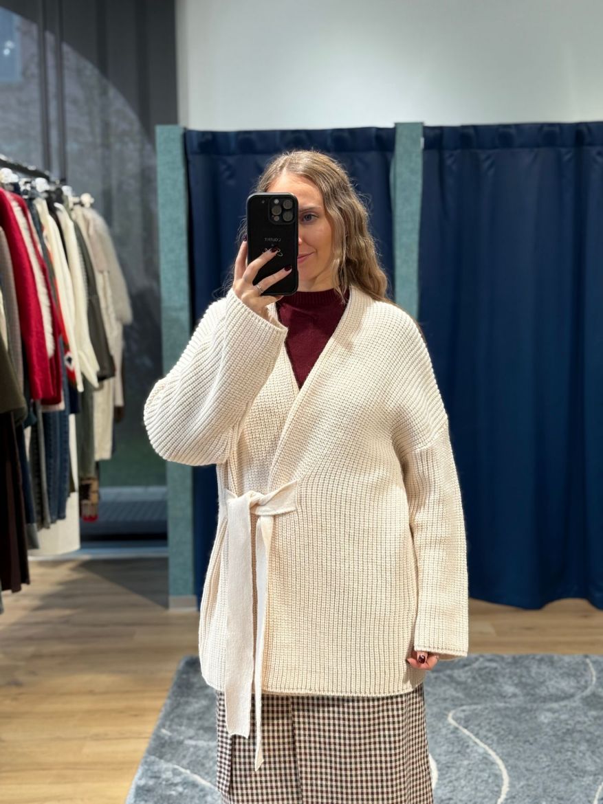 Immagine di CARDIGAN LUNGO LACCIO - Disponibile in PANNA, MARRONE