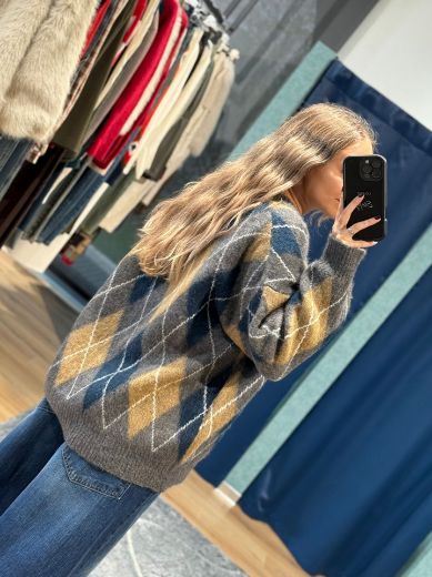 Immagine di CARDIGAN ROMBI - Disponibile in TAUPE, CAMMELLO