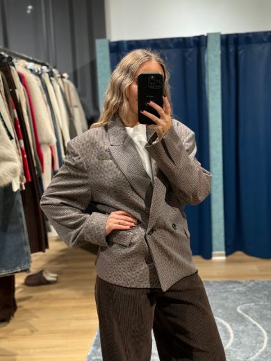 Immagine di GIACCA SPALLA SCESA QUADRI