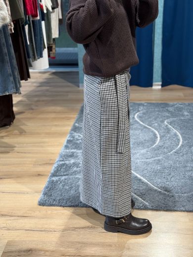 Immagine di GONNA CON ANELLO - Disponibile in MARRONE, BORDEAUX