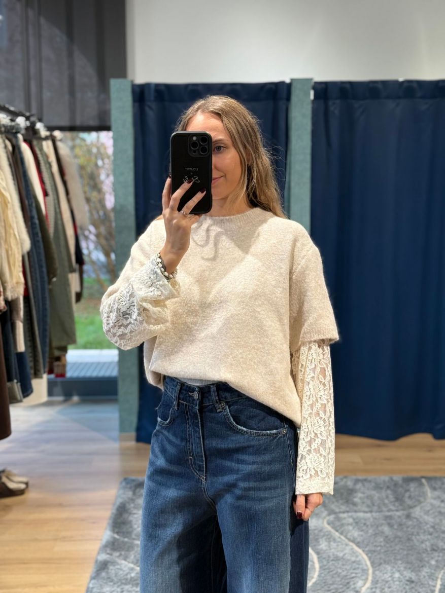 Immagine di MAGLIONCINO CON MANICA PIZZO - Disponibile in PANNA, MARRONE, BURGUNDY