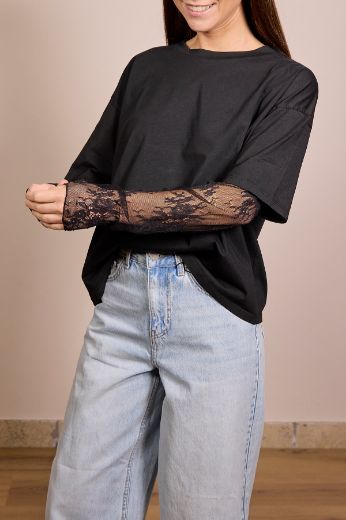 Immagine di T-SHIRT MANICA PIZZO - Disponibile in ROSA, NERO, GIALLO, BIANCO, VERDE SALVIA, MORO