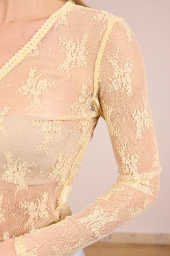 Immagine di MAGLIA PIZZO SCOLLO A V - Disponibile in GIALLO, AVORIO