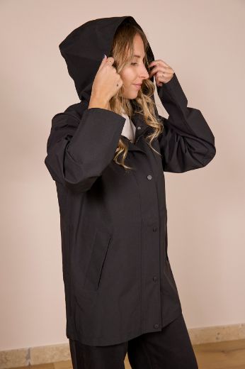 Immagine di RAIN JACKET - Disponibile in VERDE MILITARE, NERO