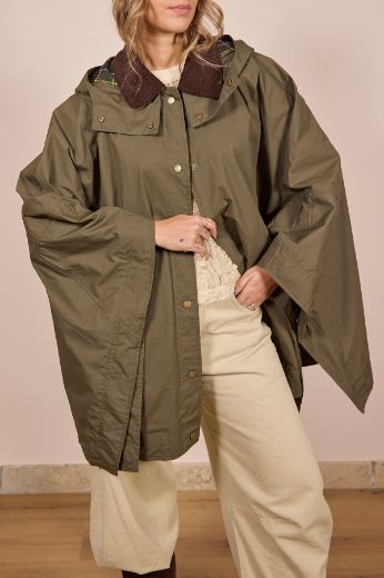 Immagine di MANTELLA CON CAPPUCCIO REMOVIBILE