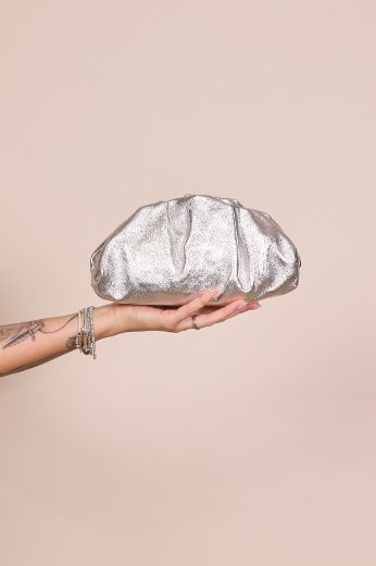 Immagine di CLUTCH LUCIDA IN PELLE - Disponibile in MORO, BRONZO, ARGENTO