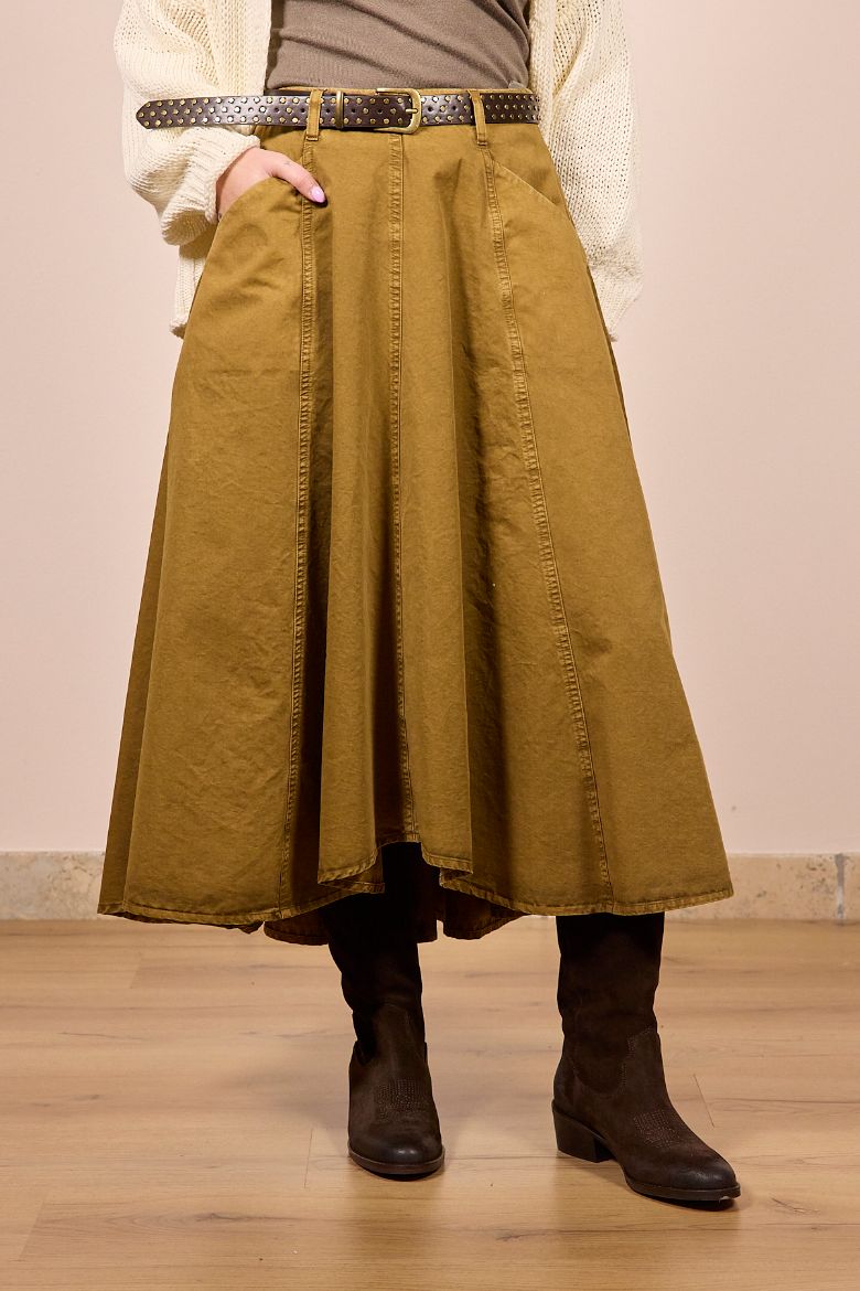 Immagine di GONNA AMPIA - Disponibile in OLIO, BURRO