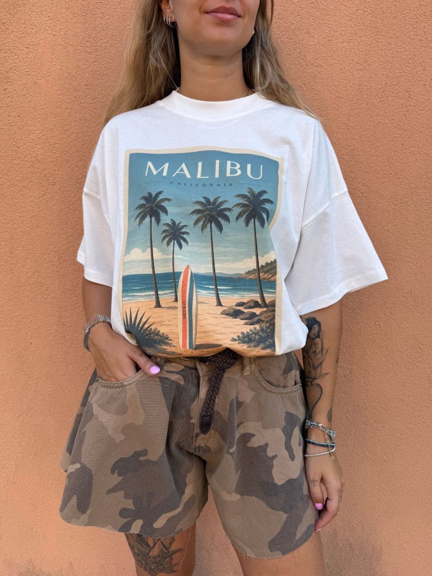 Immagine di T-SHIRT MALIBU'