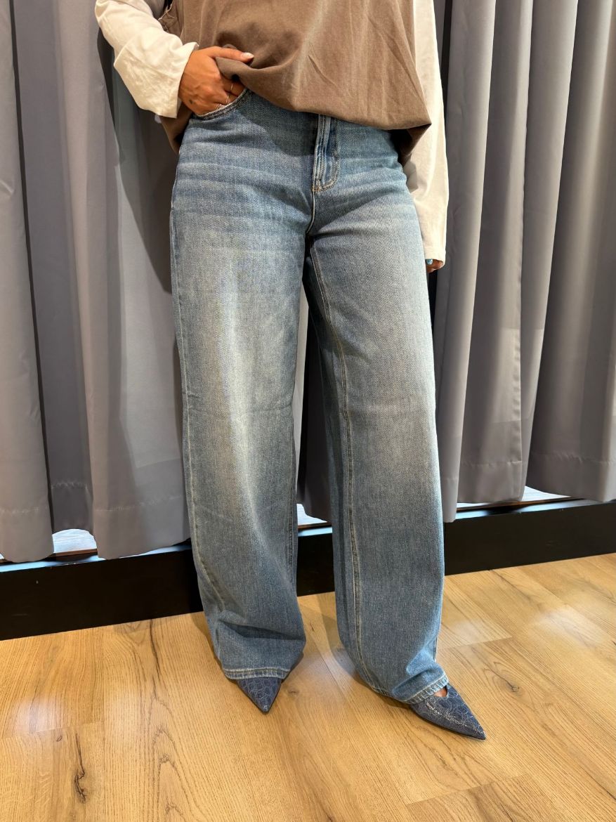 Immagine di JEANS VERA