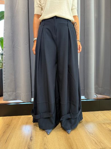 Immagine di PANTALONE OSAKA