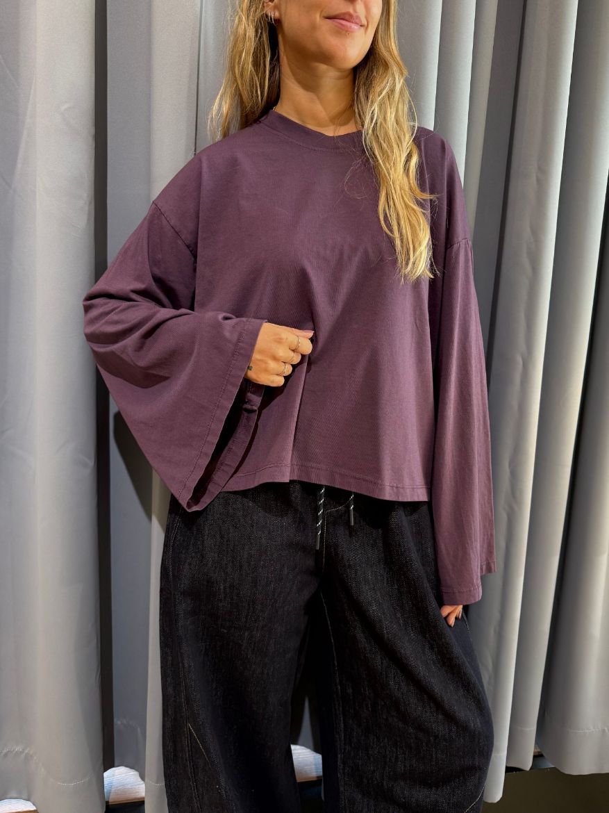 Immagine di T-SHIRT BOXY MANICA A CAMPANA